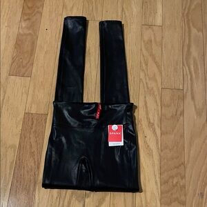 SPANX Shiny Black Leggings brand new with tags size extra small tall